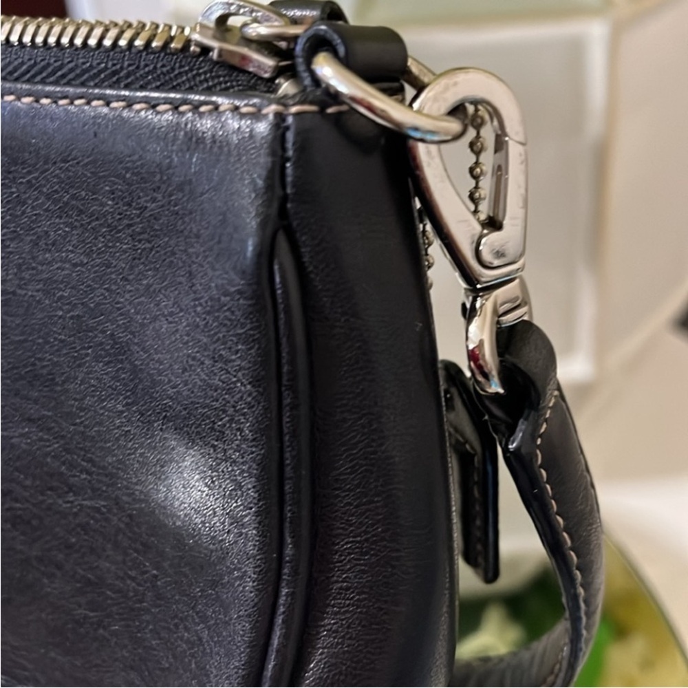Vintage Coach Hampton Black Leather Demi Baguette Pur… - Gem